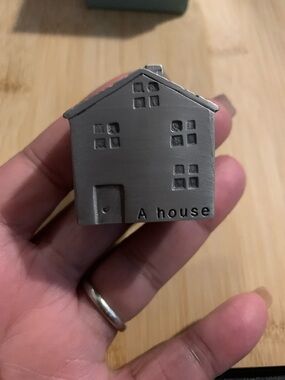 Vintage Pewter Silver House-Shaped Wall Accent - Decorative Home Wall Decor